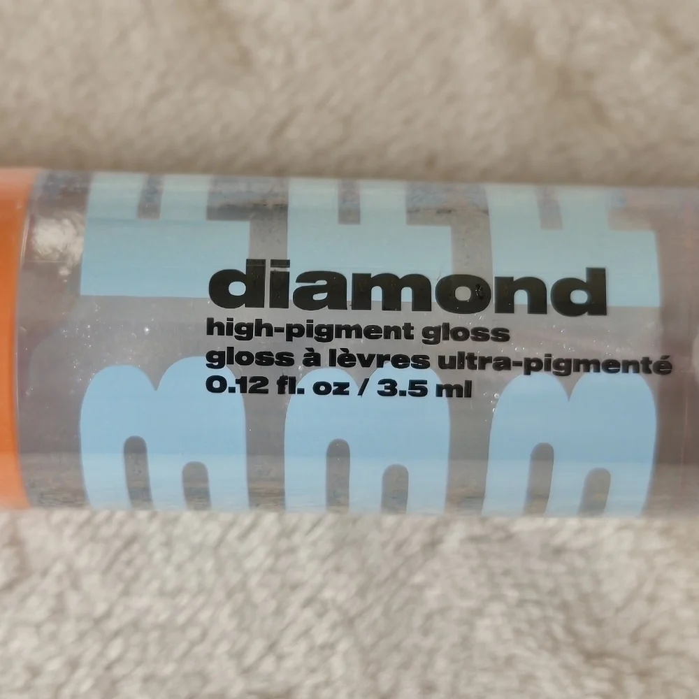 Beauty for Certain High-Pigment Gloss in Diamond